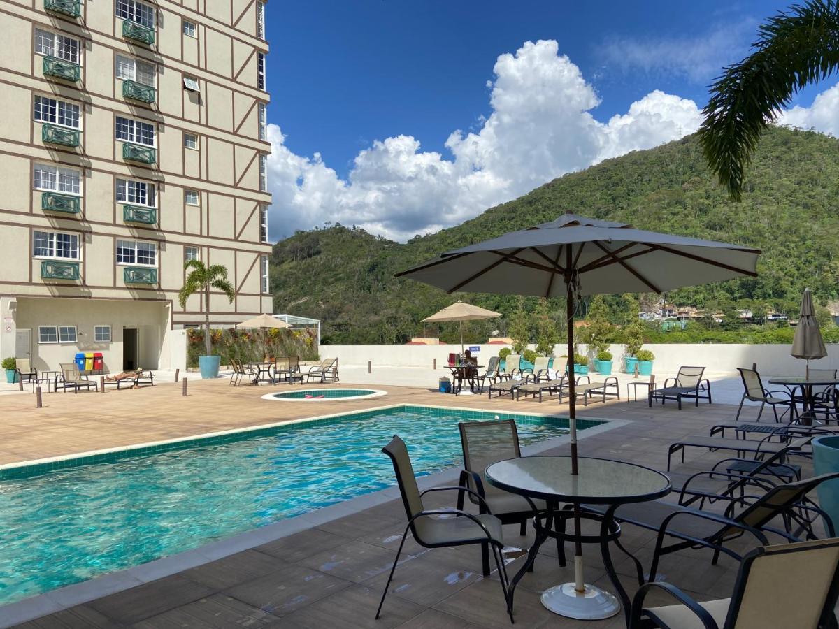 Flat 217 Granja Brasil - Com Piscina Em Itaipava Apartment Petropolis  Exterior photo